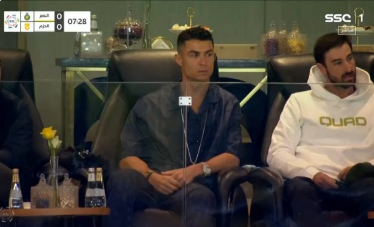 Al-Nasr fans were surprised and shocked Cristiano Ronaldo with a crowd earthquake and a crazy historical epic in the 7th minute of the Al-Nasr match.