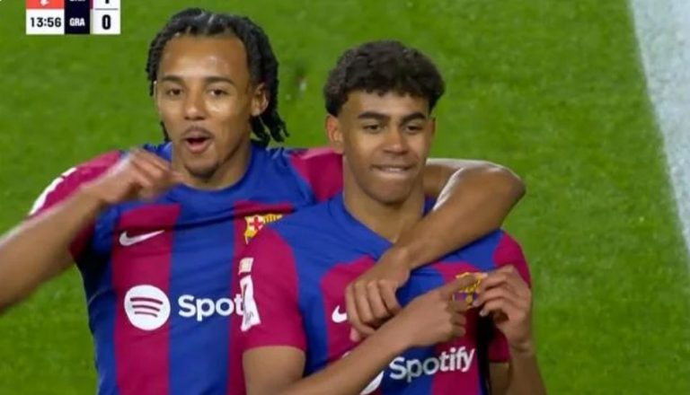 Watch: Lamine Yamal’s imaginary goal against Granada, the reaction and the fans falling from the stands