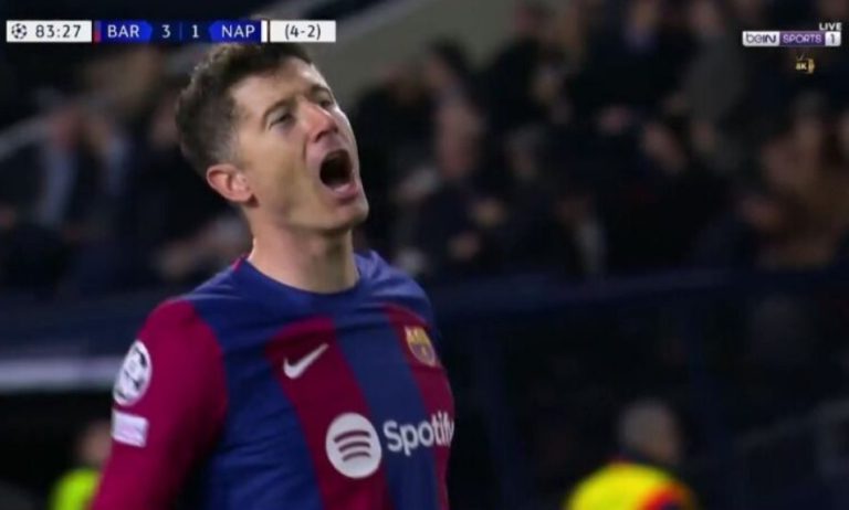Barcelona players invent a legendary way to execute a throw-in that announced a historic goal that announced Barcelona’s advancement to the quarter-finals of the Champions League.