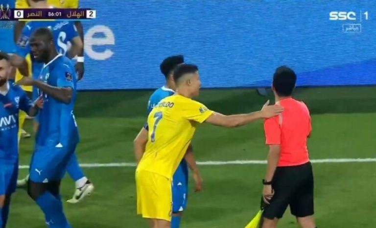 The drama and wonder that happened between Ronaldo and the referee of the Al-Nasr match