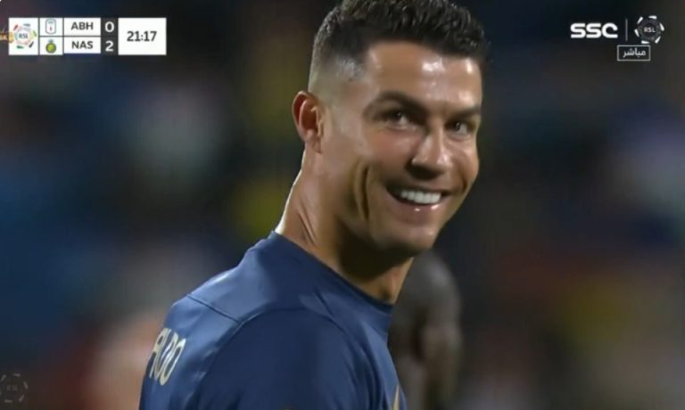 Cristiano Ronaldo’s second goal after a fantastic execution of a direct free kick