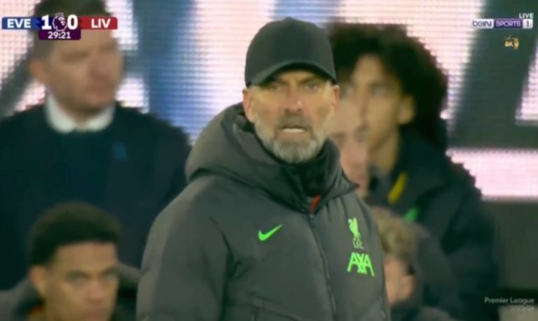 The English Premier League calls on all Liverpool players to retire from football immediately because of this strange goal