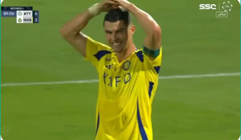 Ronaldo’s amazing shot that bro.ke the crossbar in the Saudi League today