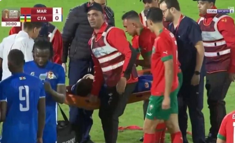 The moment the Central African player fell during the cl.ash with Rahimi and the reaction of the Moroccan fans