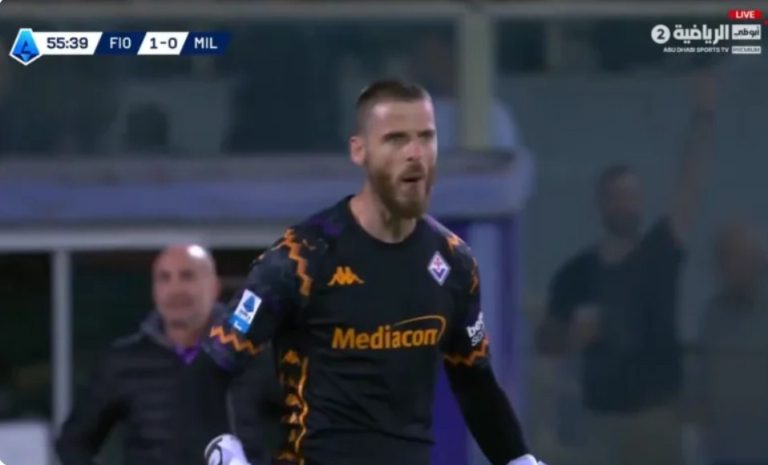 Spanish goalkeeper De Gea saves two penalties against Milan in the Italian League