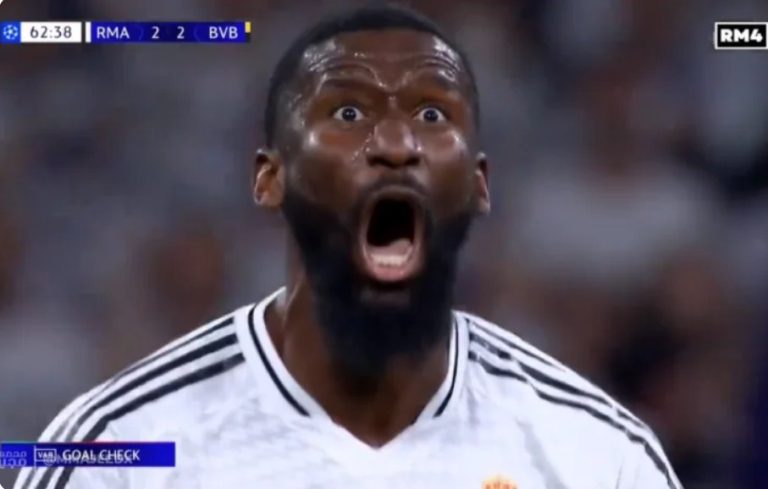 A historic scene from Real Madrid fans and players after the comeback goal against Dortmund was counted