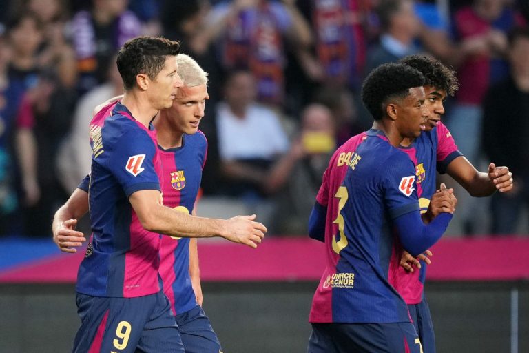 Barcelona star close to leaving because of Hansi Flick