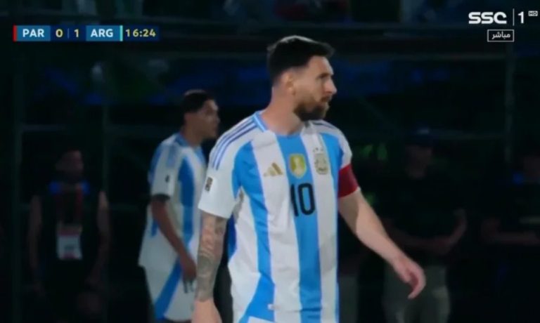 The incredible bicycle kick scored by the Paraguay player in front of Messi’s eyes during today’s World Cup qualifiers