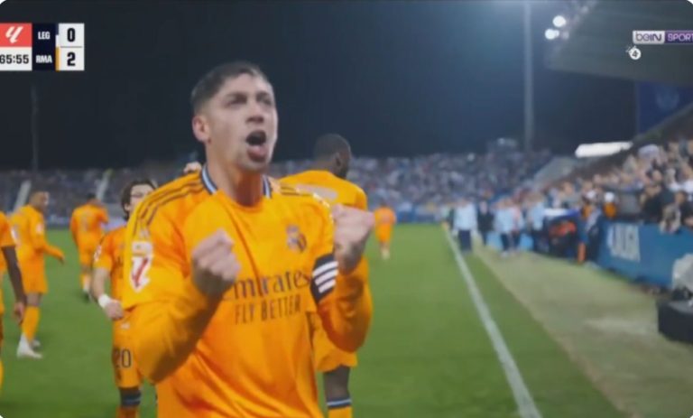 Watch the fantastic free kick scored by Valverde in a fantastic way after a genius plan