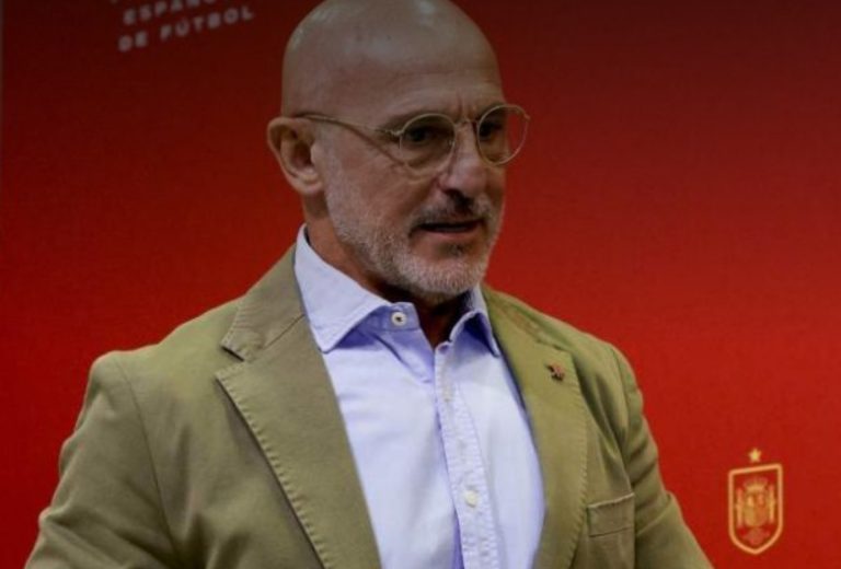 Luis de la Fuente considers dropping Barcelona star from Spain squad after poor form with Barca