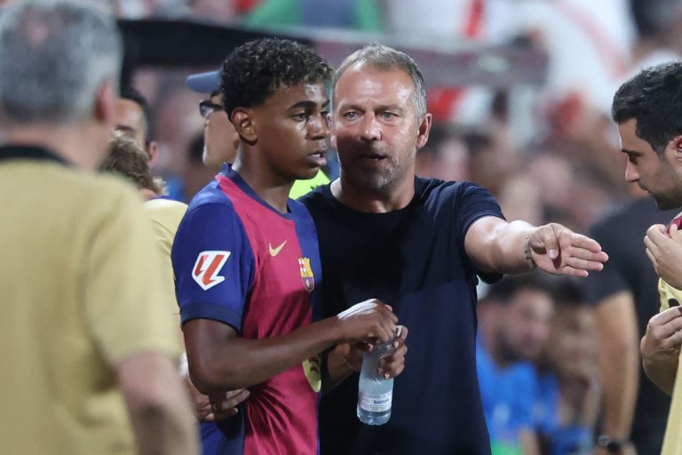 Barcelona are planning to sign a top-class winger to add depth to Hansi Flick’s squad