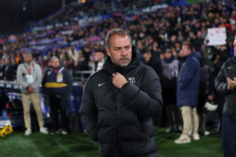 Hansi Flick receives a new shock after Barcelona star is injured before the Benfica match in the Champions League