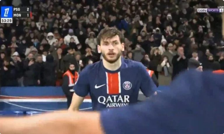 In this extraordinary way, Kvaratskhelia decided to score his first Maradona-like goal for Paris Saint-Germain today
