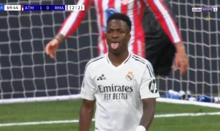 A shocking scene and scenario in the Champions League Between Mbappé and Vinícius Against Atlético Madrid, Leaving Simeone and Fans Celebrating in a Hysterical, Crazy way