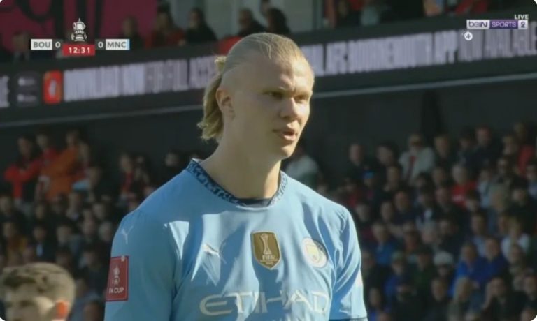 Watch the video of the bizarre penalty missed by Erling Haaland against Bournemouth, a miss that left everyone in shock and disbelief.