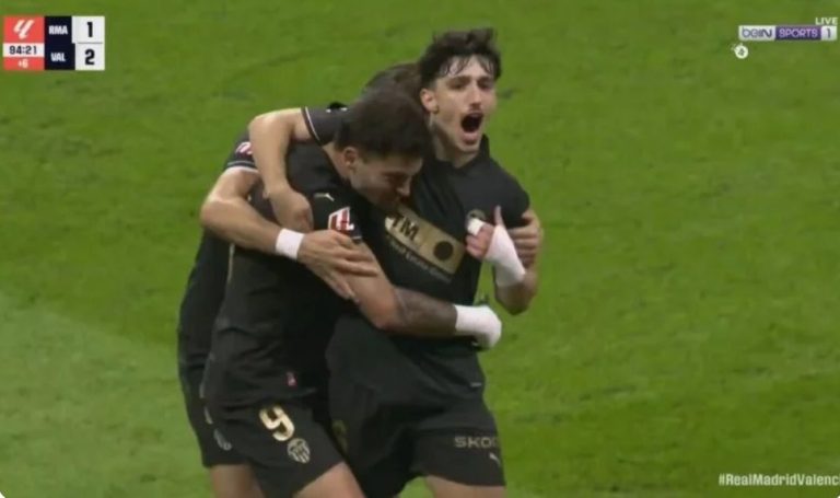 A scenario of wonder and madness unfolds with Real Madrid in the last second of the match, announcing Barcelona’s Spanish league title win 8 rounds before the end.