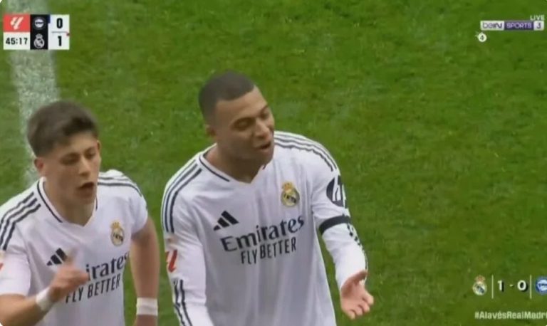 The strange and bizarre scene of Mbappé’s red card, which has become the talk of the entire world due to what he did to the Alavés player in this difficult scene.
