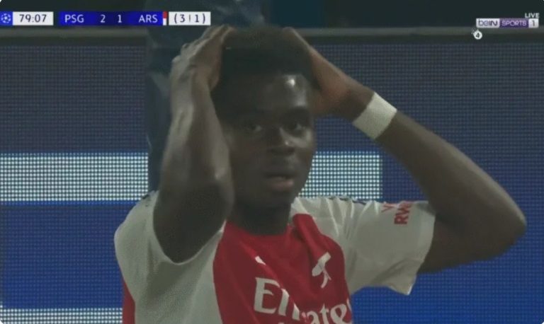 Watch Saka’s unbelievable miss that denied Arsenal a comeback against Paris in a mind-blowing moment in front of an open goal!