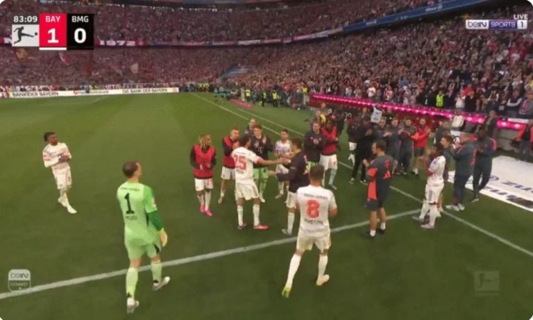 For the first time in history, Bayern Munich players and the opposing team, Mönchengladbach, halted the match to form an unforgettable guard of honour for the legend Thomas Müller on his emotional farewell night in a spine-tingling moment to remember.
