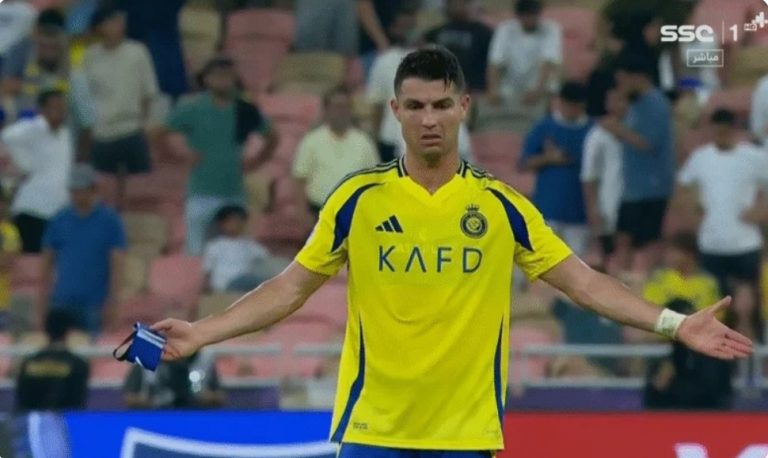 The whole world sympathized with Ronaldo after the shock he suffered, which made him lose his mind following the final whistle and Al-Nassr’s elimination from the Champions League.