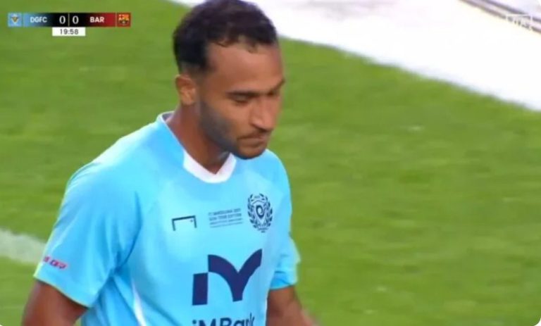 Watch the strange and disastrous moment that occurred between the Daegu FC striker and Barcelona’s goalkeeper, Juan García.