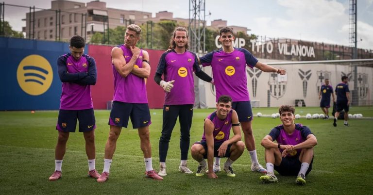 Four of Hansi Flick’s key players are seriously considering leaving during the upcoming winter transfer window.