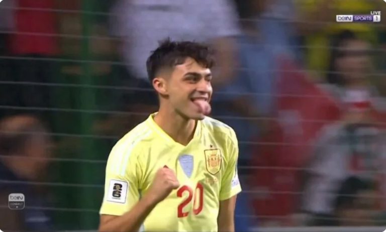 Watch the exceptional, magical way Pedri scored a historic goal against Turkey in the heart of Istanbul.