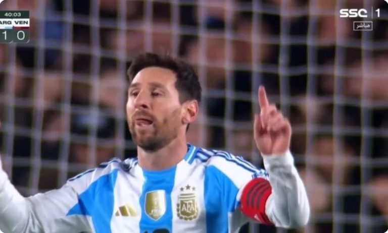 Watch the exceptional and unreal way Messi scored a historic goal against Venezuela today.