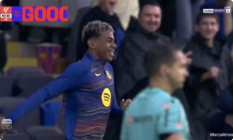 Watch Barcelona’s last-minute winning goal against Girona and the wild, hysterical celebration from Barça players in reaction to this decisive goal scored by Ronald Araújo.
