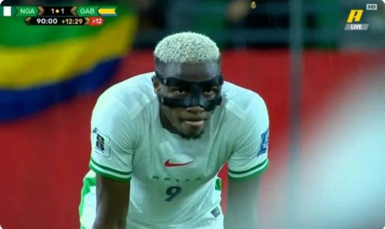 Watch Nigeria’s last chance against Gabon in the African continental playoff semi-final, and see the amazement and shock that occurred from Osimhen, as well as the reaction and shock of all the fans and players of Nigeria