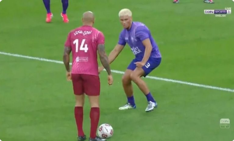 A moment for the history books: a retired player, 48 years old, named Thierry Henry, becomes the talk of the entire world because of what he did in this incredible moment in the charity match!