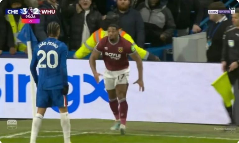 For the first time in the history of the English Premier League: the emergence of a crushing beast at Chelsea’s stadium called Adama Traoré. He s,truck Cucurella with terri,fying force, knocking him to the ground, then shocked João Pedro with a bizarre scene straight out of professional wrestling.
