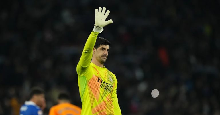 A Defensive Crisis Rocks Real Madrid… Courtois Warns of a Tactical Experiment That Could Cost the Team Titles!