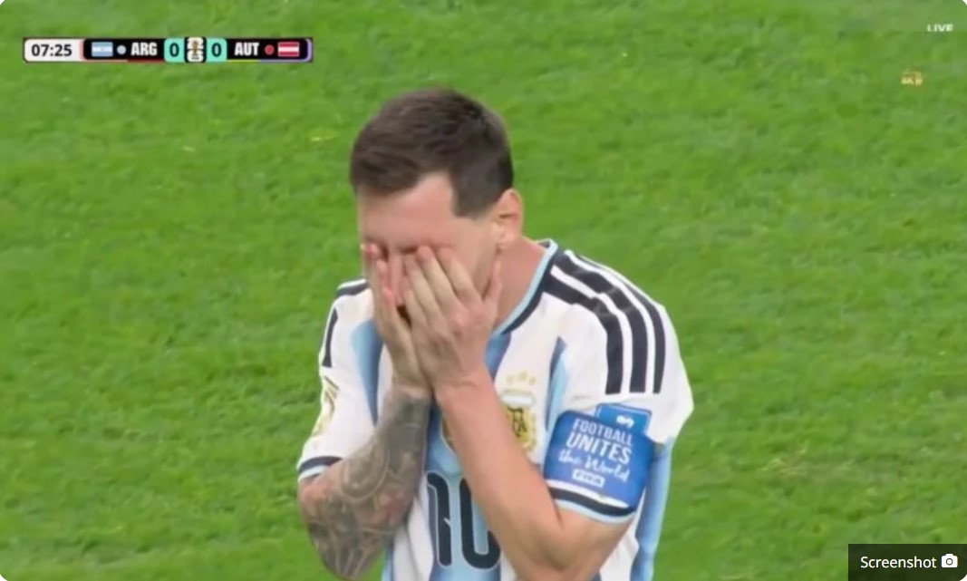 Watch the disastrous penalty miss by Messi, which he squandered in an unbelievable way during today’s Argentina vs Austria World Cup match.