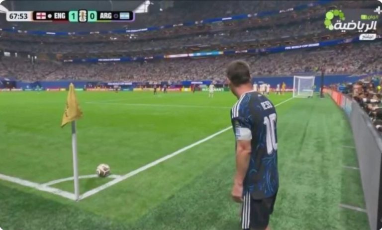 Watch the historic corner kick Messi delivered against England with unbelievable brilliance, then witness the incredible chaos that followed, leading to a stunning goal that knocked England, led by Thomas Tuchel, out of the World Cup!