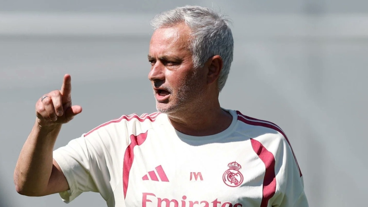 After His World Cup Brilliance, Mourinho Puts Spain Star Back on Real Madrid’s Radar as Florentino Pérez Considers the Deal.