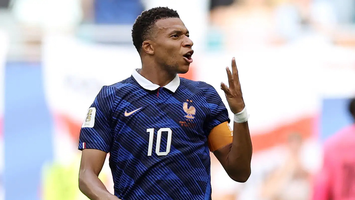 After the 2026 World Cup, Mbappé Surprises Real Madrid with an Urgent Request and Personally Chooses the Signing He Wants at the Santiago Bernabéu.