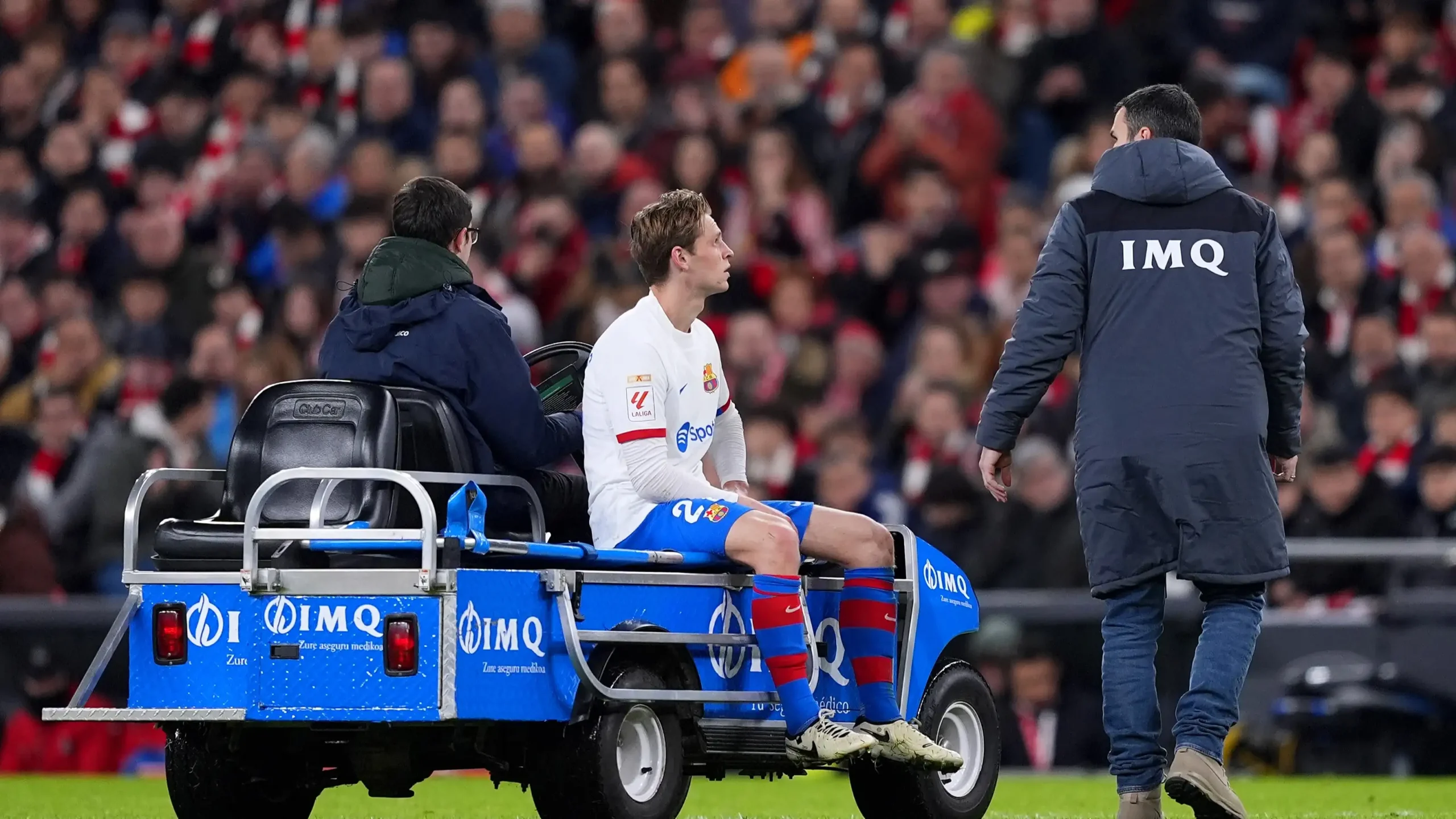 Earthquake at Barcelona: Frenkie de Jong Breaks His Silence with a Shocking Statement, Leaving Hansi Flick in a Bind!