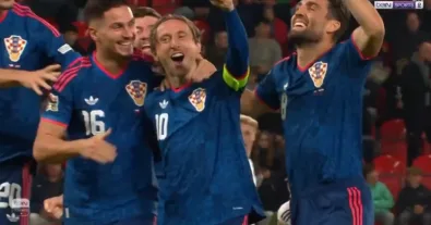 WATCH Modrić’s insane goal against the Czech Republic in the UEFA Nations League and the reaction of the match commentator