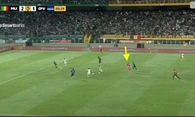 Vozinha, Cape Verde’s World Cup goalkeeper, makes history as the first goalkeeper to leave his goal in their opening AFCON qualifier to pull off a CRAZY show near the halfway line… before an unexpected twist happened that nobody saw coming!