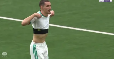 The unbelievable free kick that saved Algeria from defeat against Burundi in the African qualifiers and made Hafid Derradji jump inside the commentary booth!