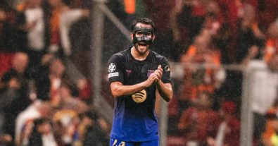 Paris Saint-Germain plans to sign Barcelona defender Eric Garcia for a massive fee