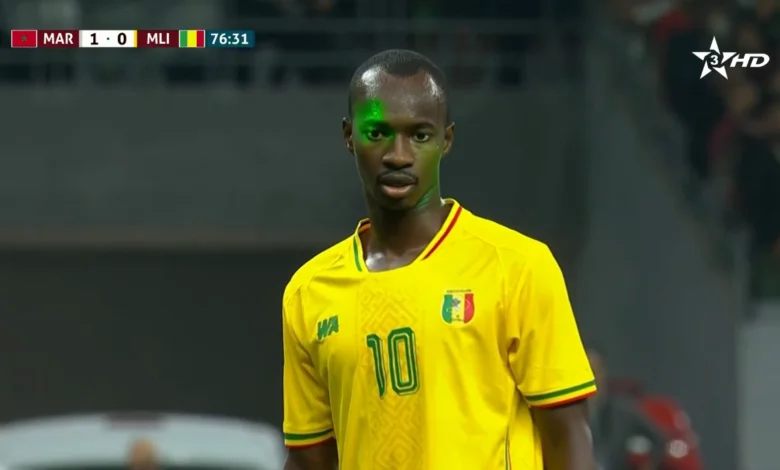 Watch the insane and unbelievable free kick that saved Mali from defeat against Morocco in the final minutes, leaving the fans and commentator in shock because of the incredible way it stunned everyone!