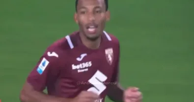 Watch the historic goal by Algeria’s Rafik Belghali that led Torino to victory, and the reaction of the Italian fans who lost their minds because of the Algerian madness that happened in this iconic scene!!