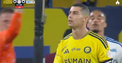 Cristiano Ronaldo’s strange and shocking penalty that made commentator Fares Awad fall silent and left him stunned and shocked live on air because of CR7’s completely unexpected move!!