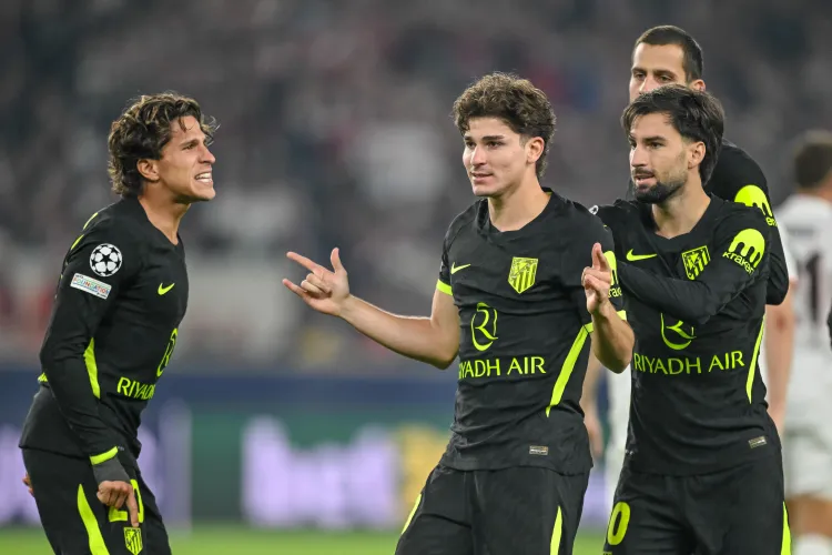 ألفاريز يطلب السماح من جماهير أتلتيكو مدريد.. وموقف برشلونة يتغير