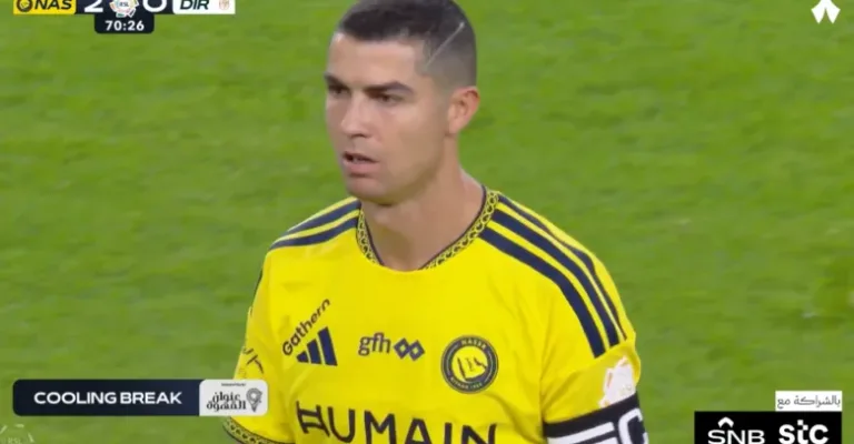 Watch the wonder and madness that happened from the Al-Nassr fans at the 7th minute, and the historic scene and crazy, legendary surprise that became the talk of the entire world from the Al-Nassr fans for number seven in the seventh minute!!